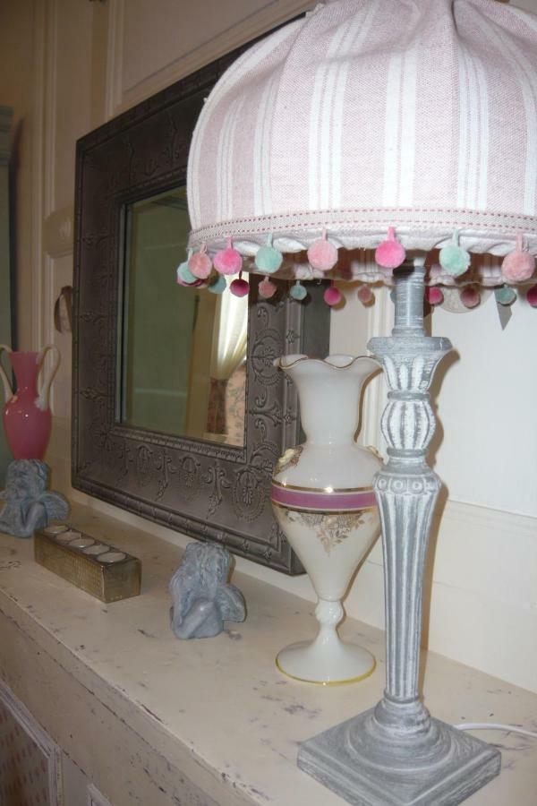 L'Arbre D'Ange Bed & Breakfast Монморийо Екстериор снимка